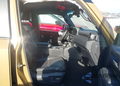 2024 Toyota Land Cruiser First Edition из США, поврежденный, VIN JTEABFAJ3RK007689